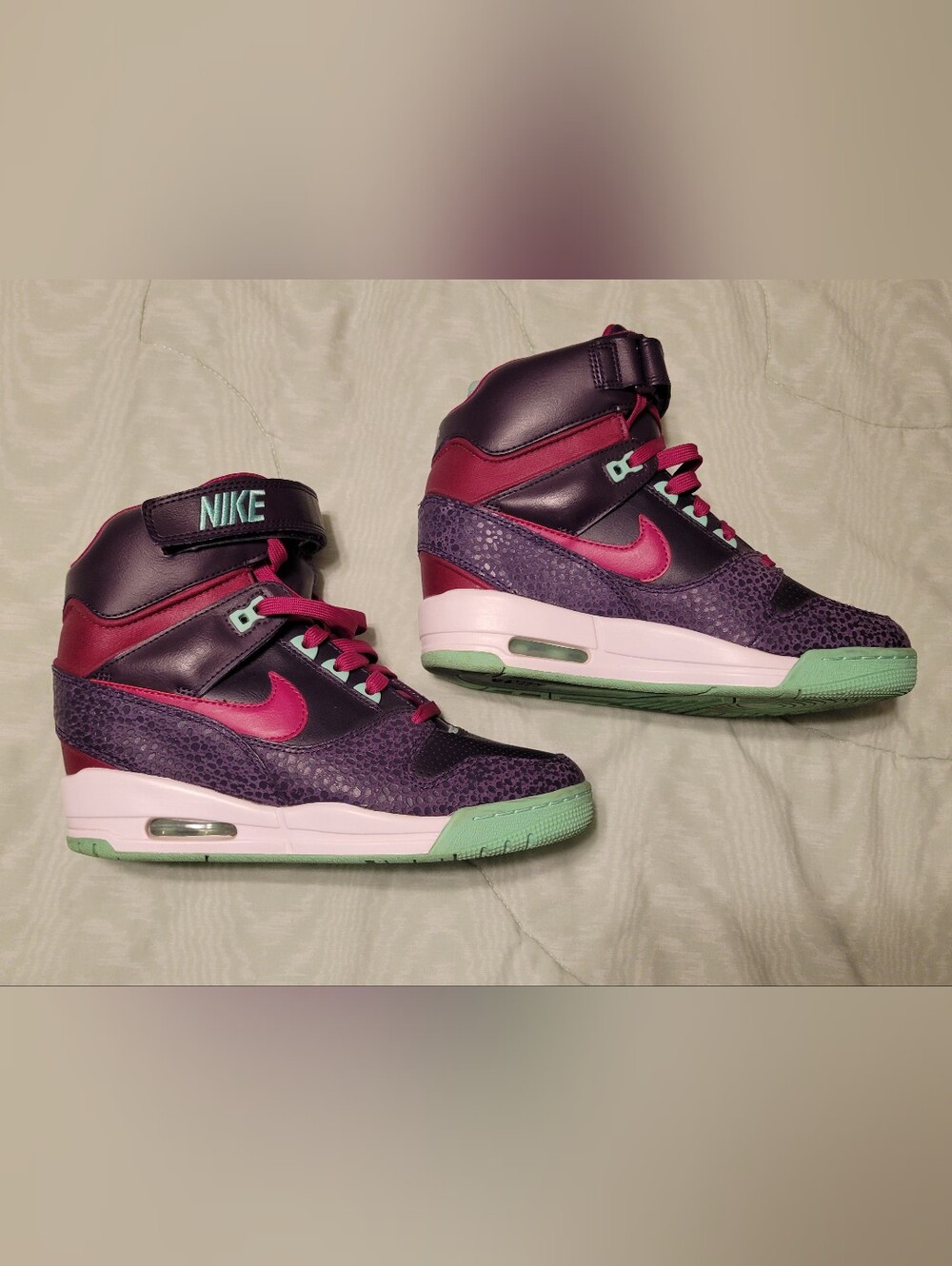 Nike Air Revolution Sky Hi Wedge Purple Safari Pink Mint 599410-500 Size 8.5